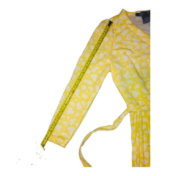 Yellow‎ white floral pleated knee length swing skirt faux wrap dress size 4 new - Picture 16 of 16